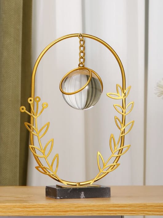 Leaf Metal Ornament With Crystal Ball Oval Design for Table Deco