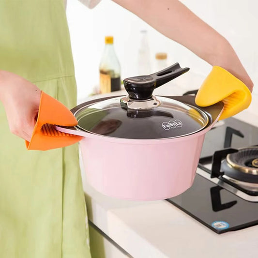 Heat Resistant Anti-scalding Gloves – Silicone Kitchen Hand Clips