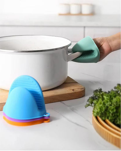Heat Resistant Anti-scalding Gloves – Silicone Kitchen Hand Clips