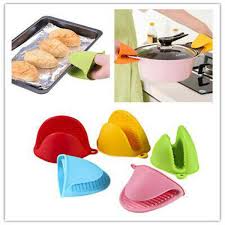 1 Pair Silicon Pot Holder.