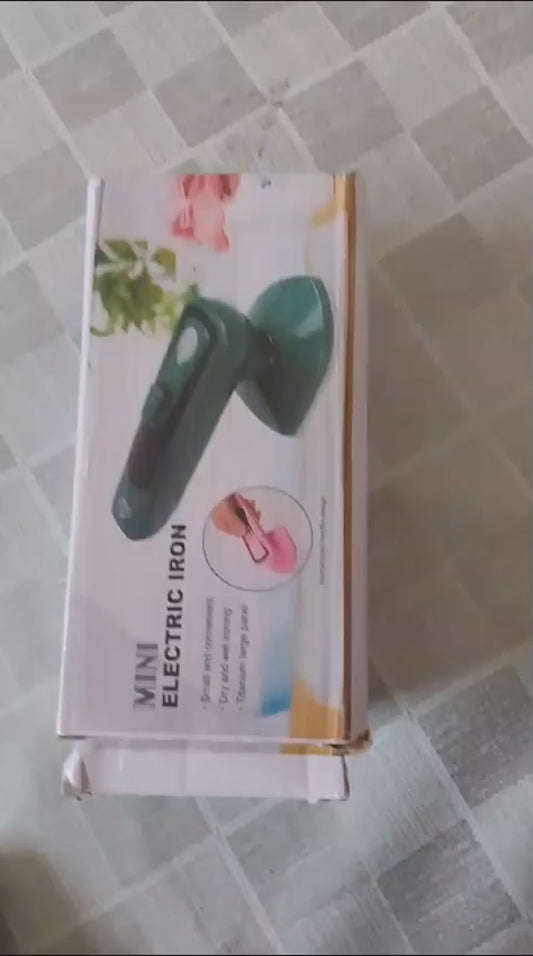 Mini Portable Handheld Electric Iron lightweight Micro Steam Iron Multi-Function steam electric iron 2-in-1 household Steam Iron